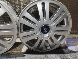 Llantas ford 5 tornillos en 16" de aluminio