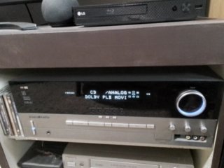 Amplificador Harman Kardon AVR 135