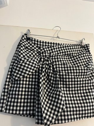 Falda pantalón Zara cuadros blanco y negro