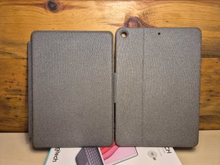 Funda Teclado Combo Touch iPad 7/8 Gen +  funda