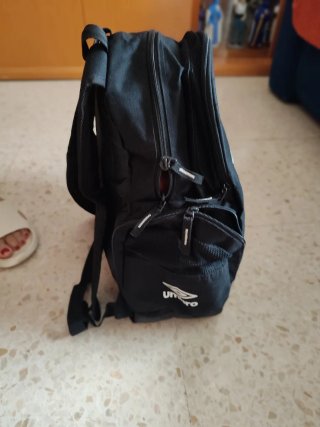 Mochila negra