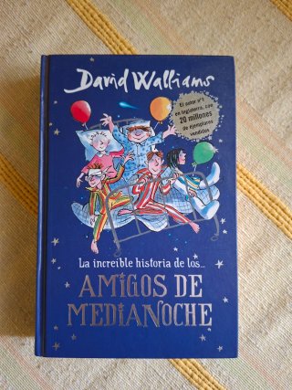 La increíble historia de...los # Amigos de medi...