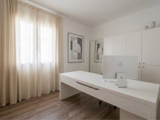 Atico exclusivo en Gava Mar  Vistas mar y montaña.