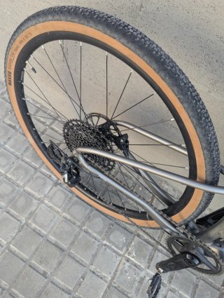 Berrria Gravel Allroad HPR
