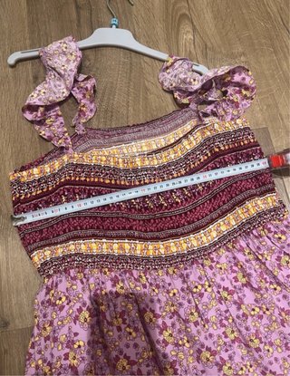 Vestido largo tirantes nido abeja floral