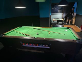 Mesa de billar verde