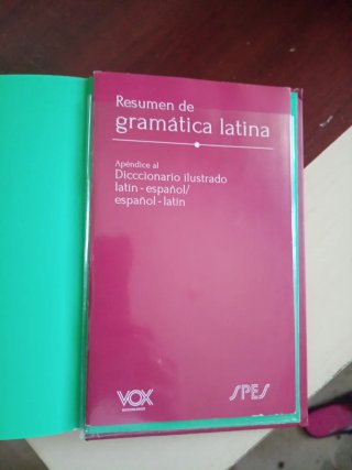 Diccionario ilustrado latín-español/ español-latín