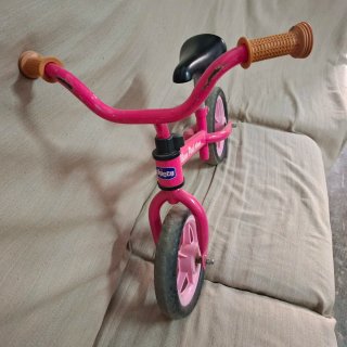Bicicleta de aprendizaje rosa