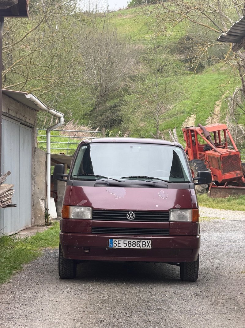 Volkswagen T4 Caravelle 1992 - foto 1