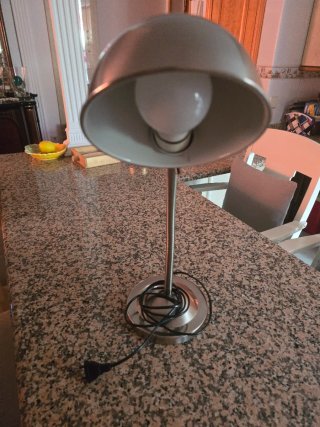 Flexo de mesa metal y plástico
