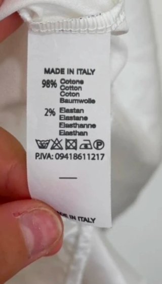Top bianco satinato