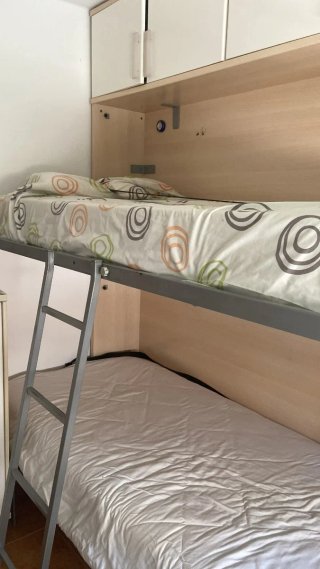 Litera madera y metal