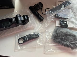 Canon EOS R50