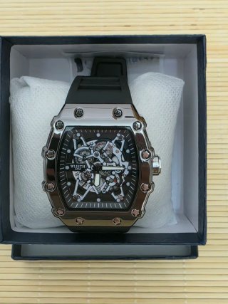 Orologio Uomo modello  Richard M. Scheletrato Nero