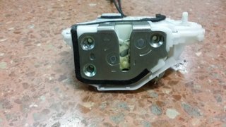 Cerradura puerta trasera izquierda Honda Civic FK