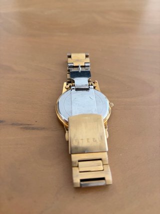 Reloj Guess acero inox Dorado y Negro impecable