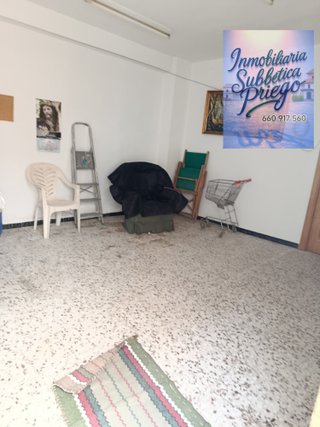 Casa con Cochera y Gran Patio