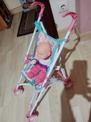 Sillita con  muñeco