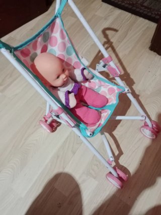 Sillita con  muñeco