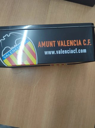 Zapatillas andar por casa Valencia C.F. Talla 40