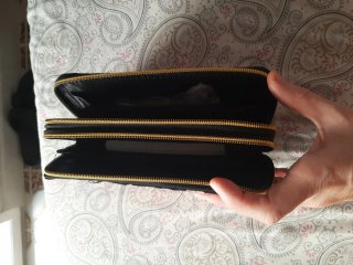 Cartera negra bordada flores rosas doble