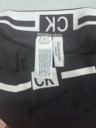 Bikini Calvin Klein Rosa y Negro Talla M