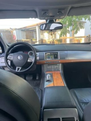 Jaguar XF 2009