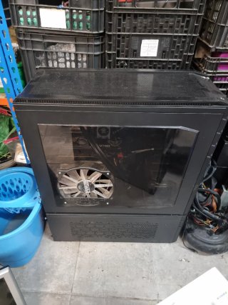 PC Gaming i7 8700K,32GB RAM, RX Vega 64, R.L, 3TB