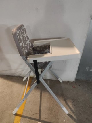 Trona plegable para bebé
