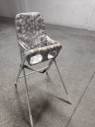 Trona plegable para bebé