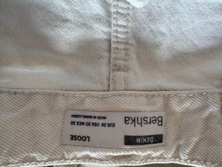 Pantalón blanco Bershka