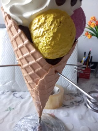 Espositore porta coni  gelato