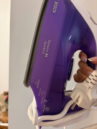 Plancha Bosch Sensixx B1 QuickFill Morada