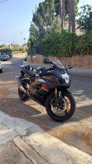 Suzuki GSXR 1000 K6