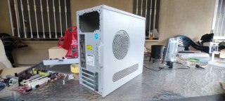 Torre PC Pentium IV Beige/Plata