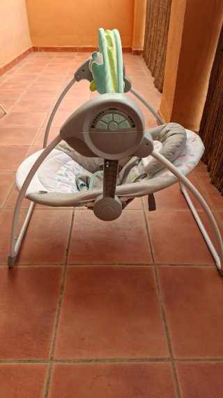 Hamaca columpio eléctrico bebé con música y movimi