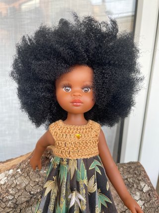 Muñeca Paola Reina pelo afro