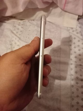 iPhone SE 3ª Gen 5G Negro/Blanco + Accesorios