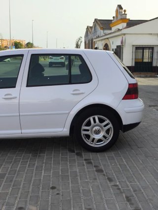 Volkswagen Golf 2001