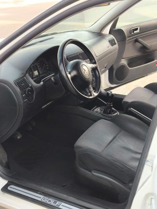 Volkswagen Golf 2001