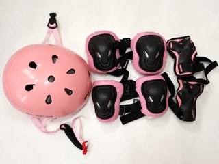 Patinete 3 ruedas + Casco y protecciones