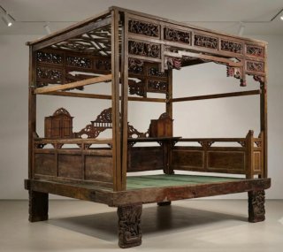 Cama Balinesa Antigua Tallas Alto Relieve