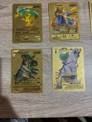 Cartas Pokémon Doradas Variadas