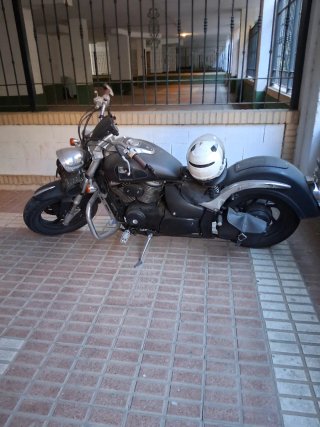 Suzuki Intruder 800 - 40.000 km