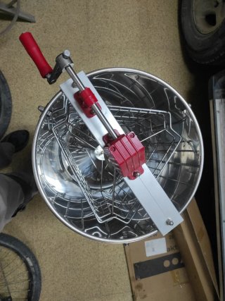Extractor de miel de 3 cuadros nuevo.