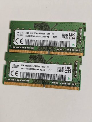 2x SK hynix 8GB DDR4 3200MHz PC4-3200AA