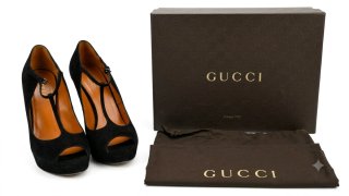 Tacones Gucci Betty Ante Negro T-Strap