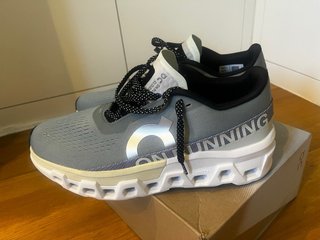 Zapatillas On Running Cloudmonster Grises