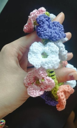Set 2 Coleteros Scrunchies Crochet Hechos a Mano