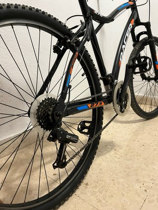 Bicicleta de montaña Racer 270